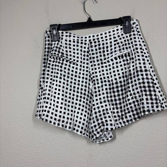 Minkpink Womens XS Gingham Shorts Black Pleated Flared High Waisted Pockets - Picture 5 of 10